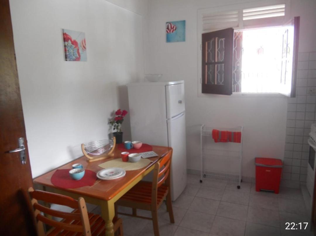 Chez Tatie Juju Βίλα Sainte-Anne  Εξωτερικό φωτογραφία